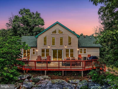/international/us/1701-sparrow-hill-road-paw-paw-wv-110100809169/