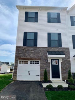 /international/us/65-rosemary-way-mount-laurel-nj-110107911123/