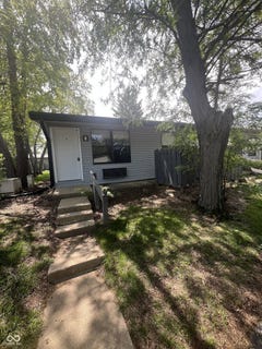 /international/us/2000-indianapolis-road-crawfordsville-in-110107832111/