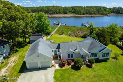 /international/us/738-dawson-creek-road-arapahoe-nc-110108078464/