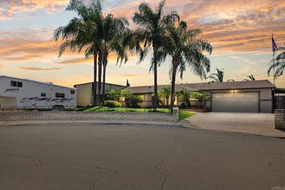 /international/us/13444-marjay-drive-lakeside-ca-110120028658/