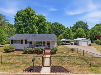 /international/us/1007-jackson-street-mayodan-nc-110108176315/