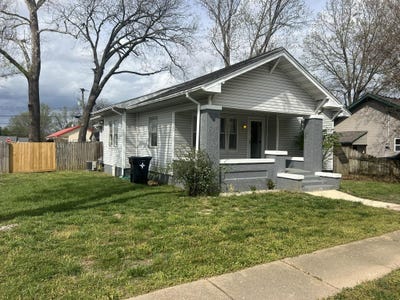 /international/us/1015-w-cass-avenue-west-plains-mo-110107981031/