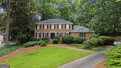 /international/us/2490-weatherford-court-marietta-ga-110109087437/