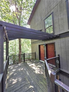 /international/us/903-river-run-drive-atlanta-ga-110108576339/
