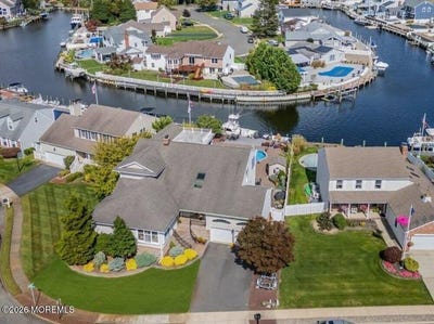 /international/us/2111-middle-avenue-point-pleasant-nj-110107168843/