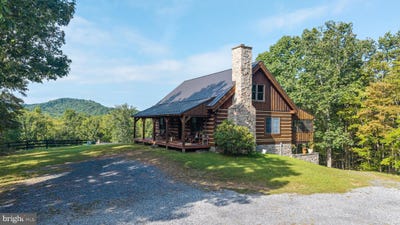 /international/us/974-white-pine-lane-boyce-va-110120516722/