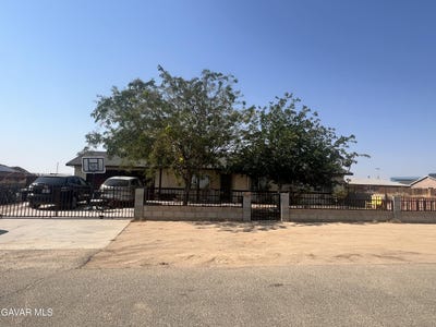 /international/us/9660-peach-avenue-california-city-ca-110100950086/