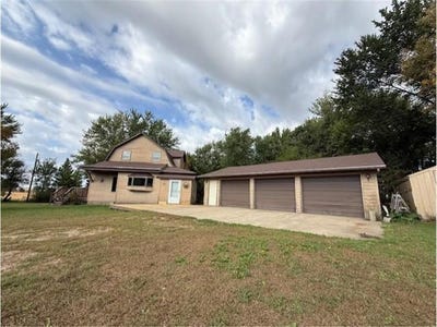 /international/us/91224-510th-avenue-windom-mn-110102389748/