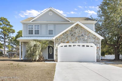 /international/us/102-bobwhite-circle-cape-carteret-nc-110097764342/