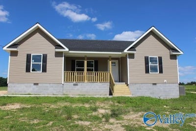 /international/us/368-county-road-244-fort-payne-al-110106759603/