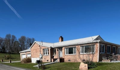 /international/us/4460-widen-dille-road-nicholas-county-wv-110107225800/