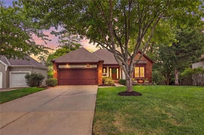 /international/us/26112-w-109th-street-olathe-ks-110119993864/