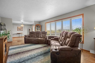 /international/us/3900-16th-st-nw-minot-nd-110100122045/