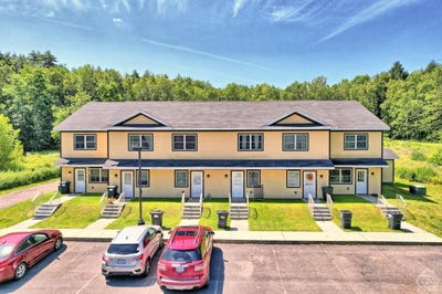 /international/us/15023-route-23-prattsville-ny-110103197744/