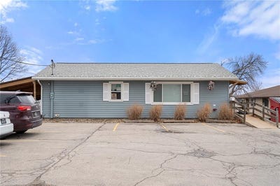 /international/us/215-edgewood-road-sw-cedar-rapids-ia-110101349543/?lang=en