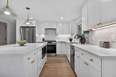 /international/us/15-homer-rd-arlington-ma-110110307572/