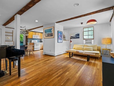 /international/us/9-thorpe-st-somerville-ma-110100780300/