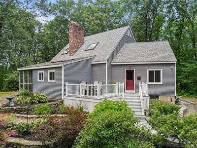/international/us/217-seven-star-rd-groveland-ma-110101422719/