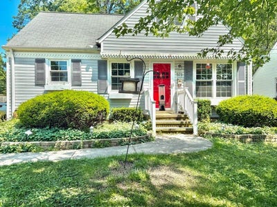 /international/us/575-columbia-road-bay-village-oh-110101346465/
