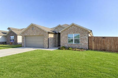 /international/us/3015-brooke-road-chickasha-ok-110107953528/