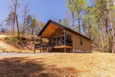 /international/us/978-fontana-rd-bryson-city-nc-110098914732/?lang=en