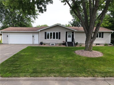 /international/us/405-e-john-street-rice-lake-wi-110101090677/