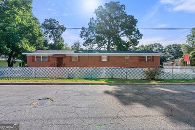/international/us/801-e-church-fort-valley-ga-110101218692/?lang=pt