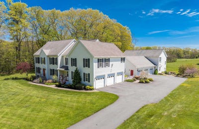 /international/us/9-towle-farm-road-hampton-falls-nh-110108166868/