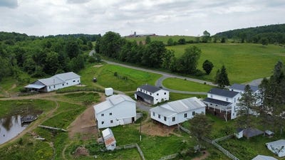 /international/us/886-collins-hill-rd-genesee-pa-110108742982/