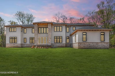 /international/us/117-parker-chase-court-morganville-nj-110108304228/