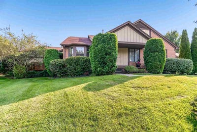 /international/us/32-meadow-wood-drive-rochester-hills-mi-110106849372/