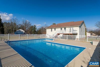 /international/us/43-dogwood-rd-stuarts-draft-va-110106812991/