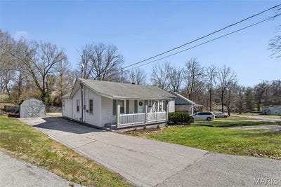 /international/us/2425-la-salle-drive-alton-il-110106727118/