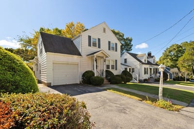 /international/us/7-luther-rd-medford-ma-110120560011/