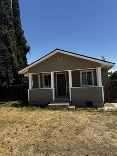 /international/us/544-s-g-street-tulare-ca-110108174183/