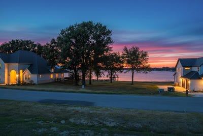 /international/us/32-shoreline-drive-mabank-tx-110106841880/