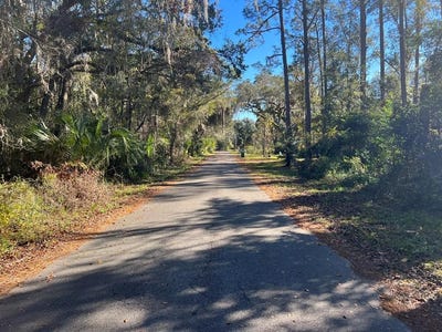 /international/us/se-21st-ave-cross-city-fl-110100247306/