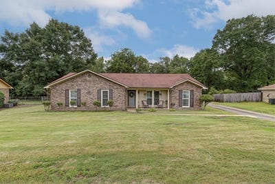 /international/us/4309-castlewood-court-columbus-ga-110108988433/?lang=id