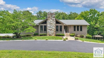 /international/us/153-farmbrook-rd-ridgeway-va-110108584095/