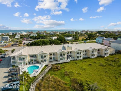 /international/us/602-w-ft-macon-road-atlantic-beach-nc-110094257309/