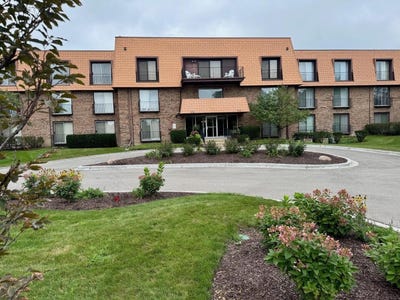 /international/us/4050-n-dundee-road-northbrook-il-110120133612/