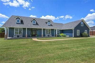 /international/us/831-mimosa-lane-franklin-tx-110109398439/