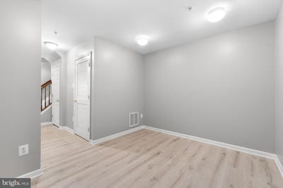 /international/us/7717-english-oak-circle-elkridge-md-110100901753/