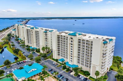 /international/us/3-indian-river-avenue-titusville-fl-110100682436/
