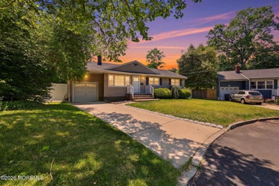 /international/us/575-garfield-avenue-belford-nj-110108350931/