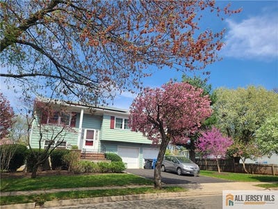 /international/us/8-windy-hill-road-metuchen-nj-110108610618/