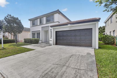 /international/us/10772-sw-14th-place-davie-fl-110108303933/