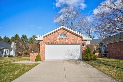 /international/us/6361-squire-lake-drive-mt-morris-twp-mi-110106846983/