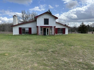 /international/us/620-sundown-road-caldwell-tx-110106701091/